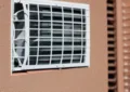Jak podłączyć klimatyzator do okna