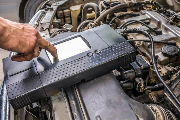 Jak poprawnie podłączyć zaciski do akumulatora?