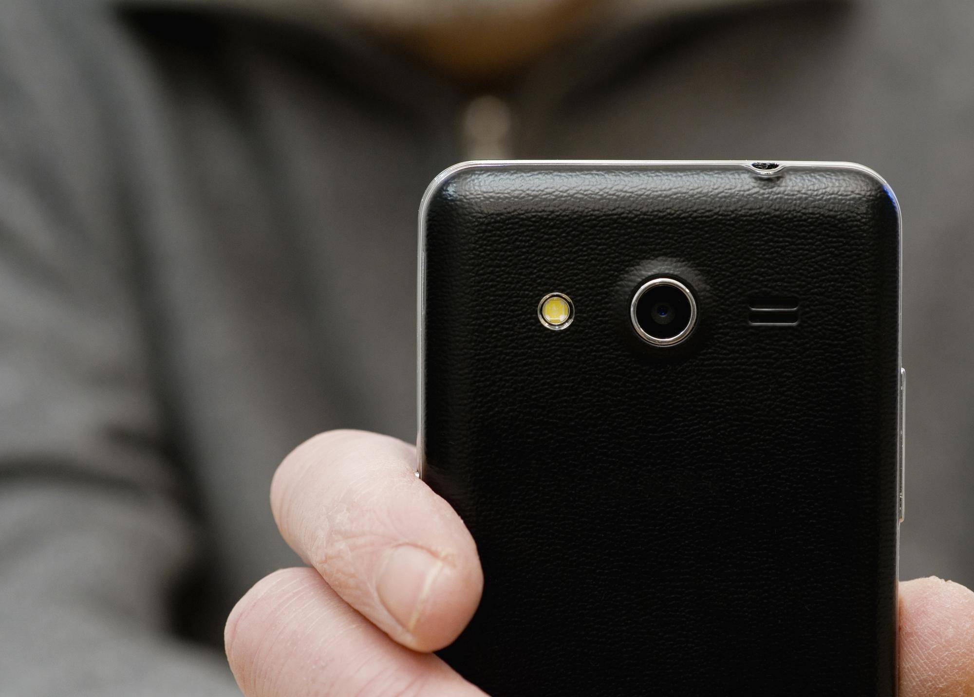 Czy Huawei P20 Pro ma ładowanie bezprzewodowe?