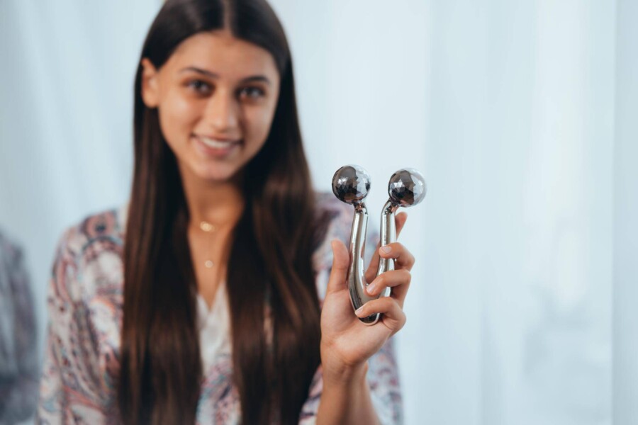 Jak naładować słuchawki Xiaomi AirDots w domowych warunkach?