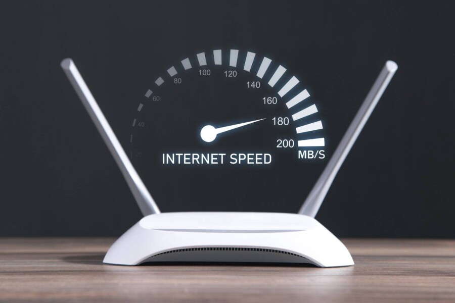 Jak zrobić test prędkości internetu we własnym domu?
