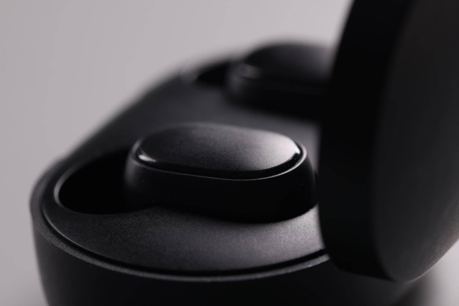 Ile ładują się słuchawki bezprzewodowe Xiaomi i co wpływa na czas ładowania?