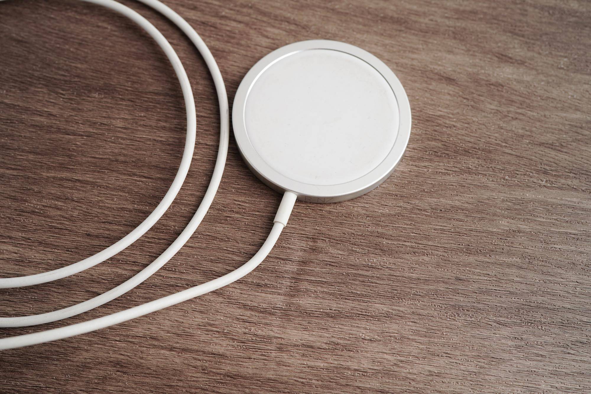 Magsafe co to jest i jak działa w codziennym użytkowaniu?